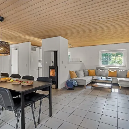 בית נופש Tara - 900m From The Sea By Interhome