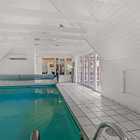 Tara - 900m From The Sea By Interhome